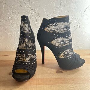 Elegant Black Lace Stiletto Heels